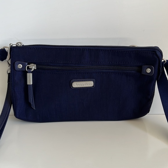 Baggallini Bags Baggallini Subway Small Crossbody Bag Poshmark